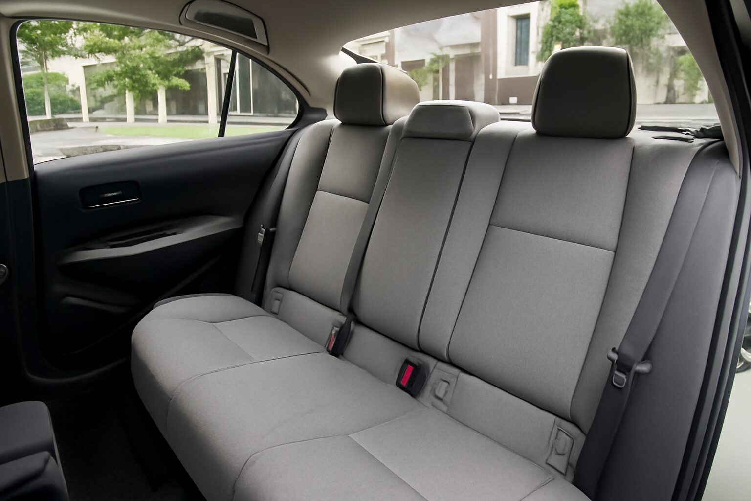 Toyota Corolla XEi 2021 - Miraflores - Asientos traseros