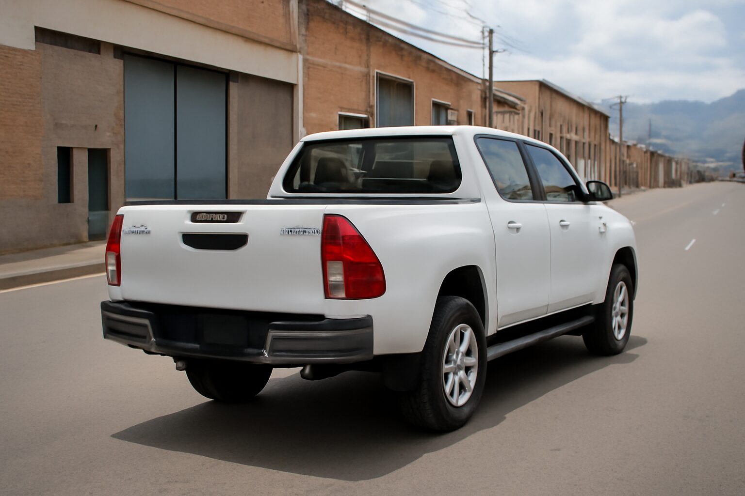 Toyota Hilux SRV 2021 - Cusco - Exterior posterior
