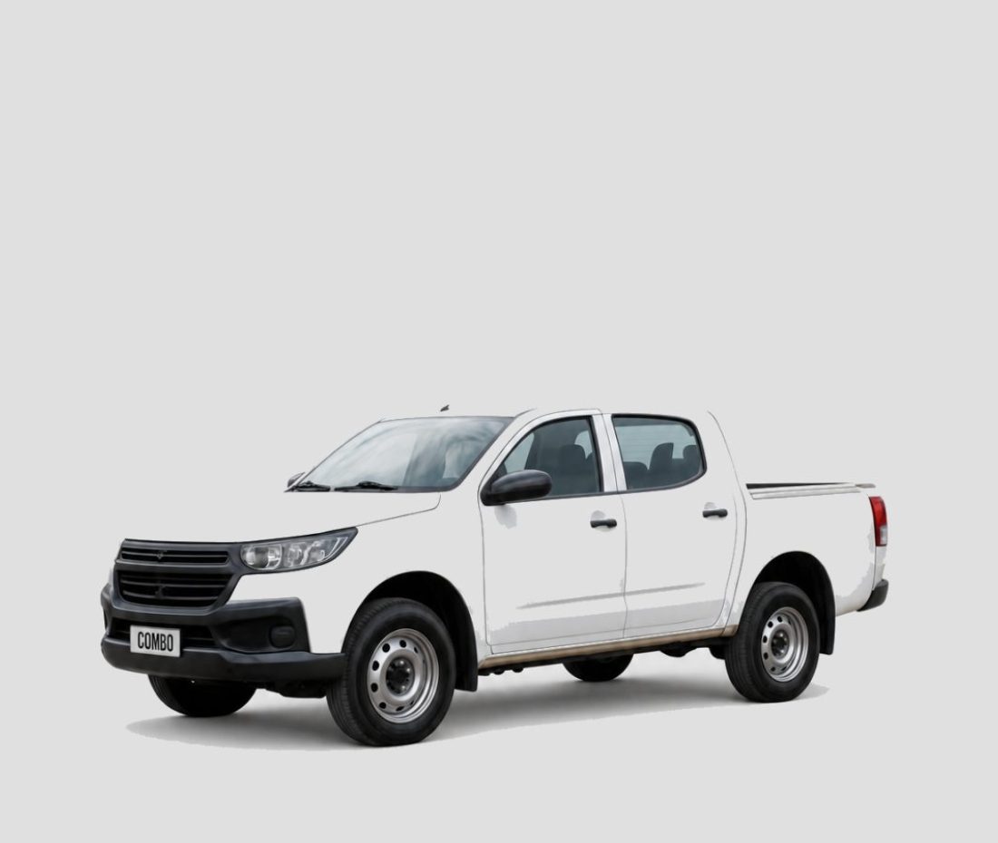 Toyota Hilux 2.4 SR, 2022 - Imagen de estudio